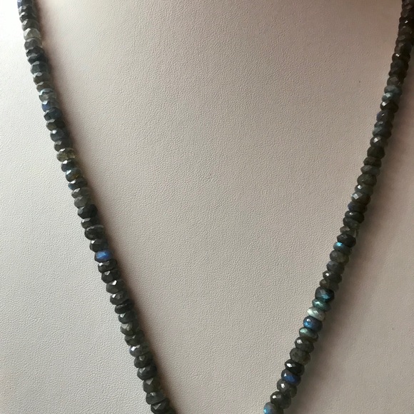 Labradorite and sterling cross necklace - Picture 5 of 6